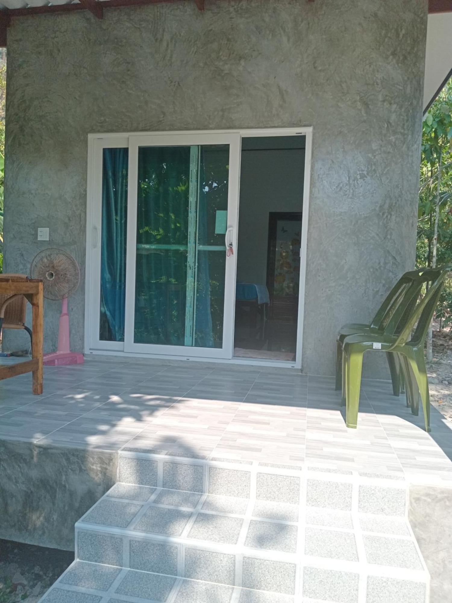 Chom Suan Farmstay Ko Kut Екстер'єр фото